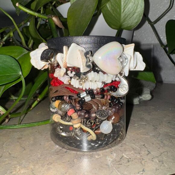 Beaded & Beachy Jewelry Jar | Bracelets,‎ Cuffs, Shells & More | One Size - Picture 1 of 4